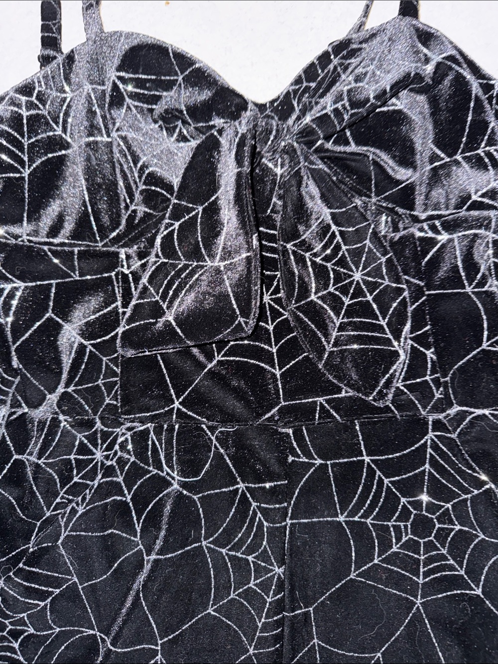 BNWT-Unique Vintage Black Velvet Spiderweb Jumpsuit with Silver Sparkle - Picture 2 of 3